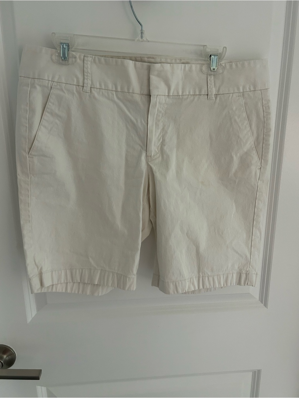 J Crew ‘Frankie’ Women's white Chino Shorts
